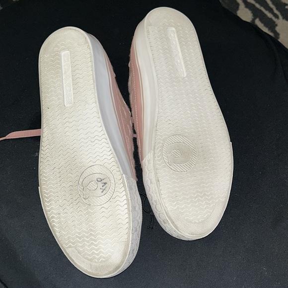 Coach Pink Sneakers Classic Low-Top Design - Picture 12 of 16